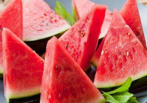 专业喝茶和吃瓜,品味生活，畅谈人生