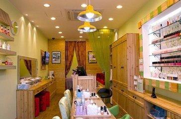 吃瓜潮州初美甲店,吃瓜群众的新宠，指尖艺术新潮流